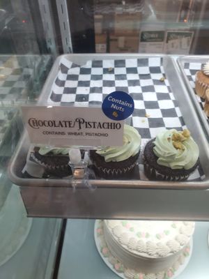  at Minglewood Bake Shop in Richmond