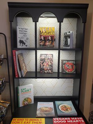  at Minglewood Bake Shop in Richmond