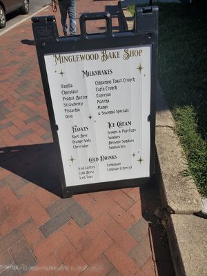  at Minglewood Bake Shop in Richmond