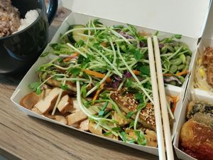 Mixed box 2 at Qian Ye Vegetarian in Kaohsiung