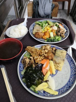 We paid 190$ for all. at Qian Ye Vegetarian in Kaohsiung