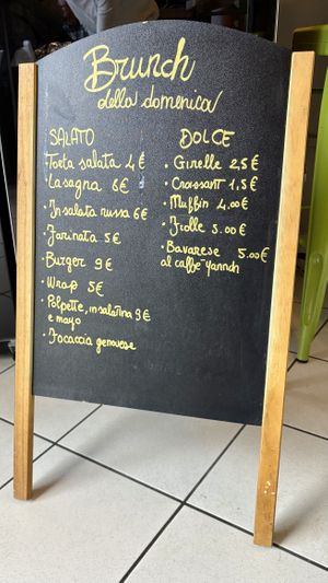 Il brunch   at Augusta Gastronomia Naturale in Callianetto