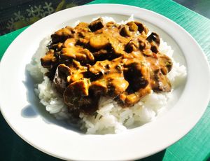 Daily menu: Mushroom Stroganoff with jasmine rice at La Línea Verde in La Linea De La Concepcion