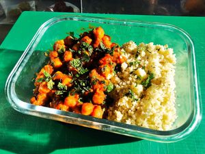 Daily menu: Moroccan Tomato Chickpea stew at La Línea Verde in La Linea De La Concepcion