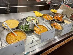 “Fresh & Ready” made items at Thai Elephant Express in San Jose