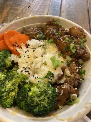 Orange chicken bowl at Naughty Vegan Panda in Pasadena