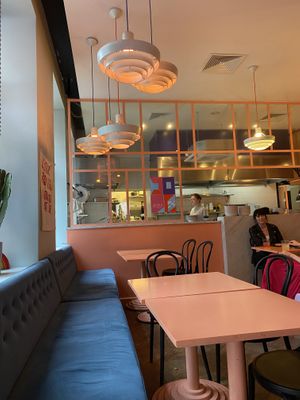   at Peaches Gastro Girls in Warsaw