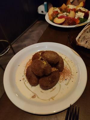  at Peaches Gastro Girls in Warsaw