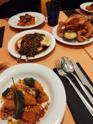  at Peaches Gastro Girls in Warsaw