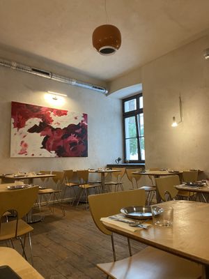 Inside  at Peaches Gastro Girls in Warsaw