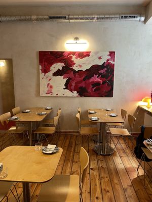   at Peaches Gastro Girls in Warsaw