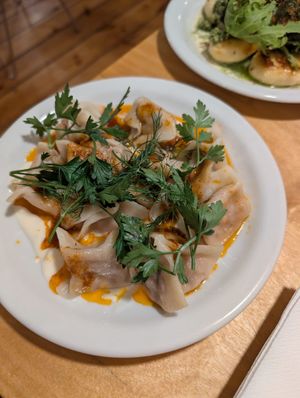 Wontons at Peaches Gastro Girls in Warsaw