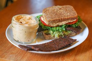 Vegan BLT at New World Kitchen in Des Moines