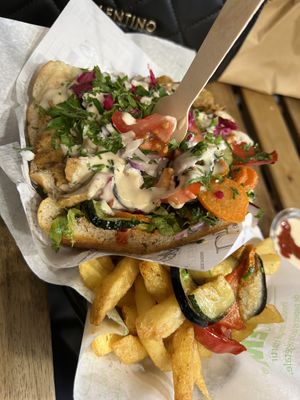   at Impact Berliner Kebap in Paris