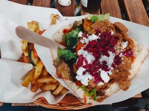  at Impact Berliner Kebap in Paris