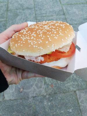 Veganer crunchy burger  at Burgerme - Groß Borstel in Hamburg