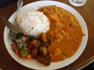 Strogonoff de tofu e brócolis na castanha de caju at Bandolim in Rio De Janeiro