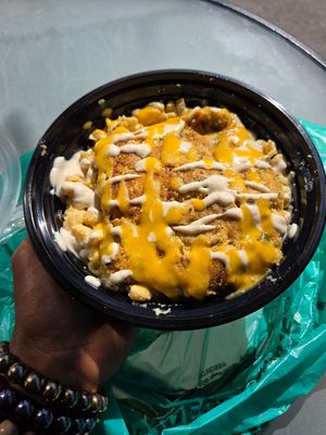 Crab mac and cheese bowl at Ward of Health in Harrisburg