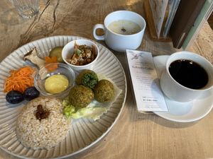 Set meal  at Cafe Slow in Tokyo