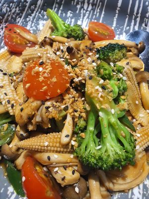 Stir fried mushroom and vege ~ 14/4/21 at iVegan 爱素 - Thomson Plaza in Central Singapore