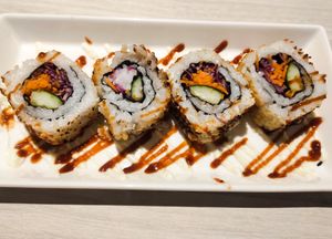 Crispy maki (alliums free version) at iVegan 爱素 - Thomson Plaza in Central Singapore