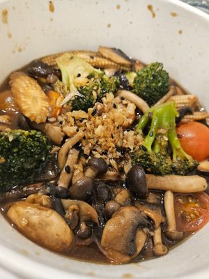 Mixed assorted mushroom ~ 25/10/23 at iVegan 爱素 - Thomson Plaza in Central Singapore