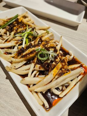 Spicy Mushroom ~ 3/2/24 at iVegan 爱素 - Thomson Plaza in Central Singapore