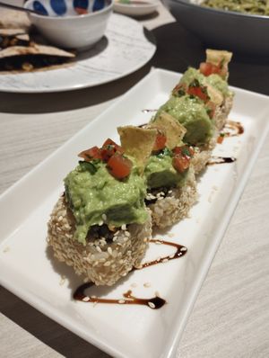 Maki roll, yummy  at iVegan 爱素 - Thomson Plaza in Central Singapore