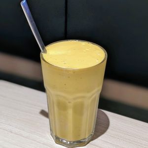 Vegan Mango Banana Smoothie at iVegan 爱素 - Thomson Plaza in Central Singapore