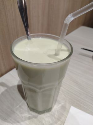 Avocado smoothie $7.90 at iVegan 爱素 - Thomson Plaza in Central Singapore