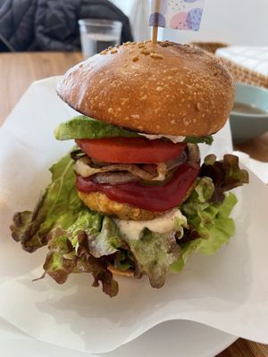 Burger  at Kiiroi Hoshi Café Atelier in Chigasaki