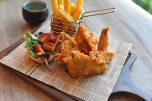 Nofish and Taro at Vegan World Peace by Loving Hut in Reykjavik