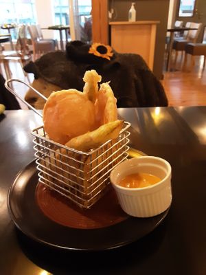 Vegetable Tempura at Vegan World Peace by Loving Hut in Reykjavik