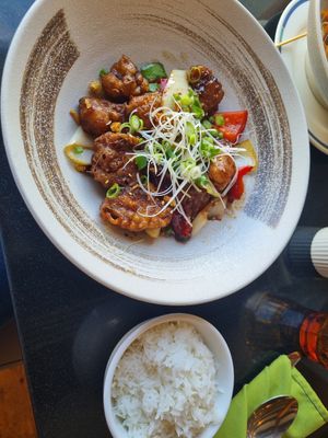 Kung Pao at Vegan World Peace by Loving Hut in Reykjavik