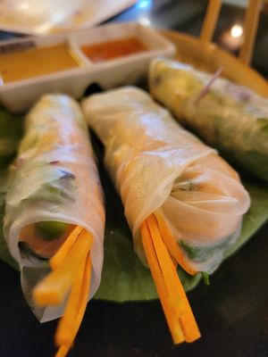Fresh spring rolls no tofu at Vegan World Peace by Loving Hut in Reykjavik