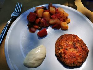 Hamburger at Dulcamara in Ozzano Dell-emilia