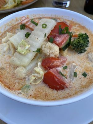 Malaysia-Nudeln mit Laksa-Curry und Kokosmilch  at Saigon Food & Trend in Hannover