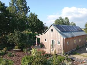 Solar panels provide electricity at De Groene Gevel in Woerdense Verlaat