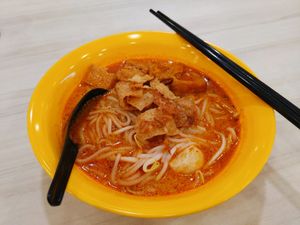 Laksa at Makan Vegan 斋这里 - Commonwealth in Central Singapore
