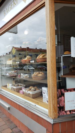 Front view at Hedh Escalante Bageri Choklad in Malmo