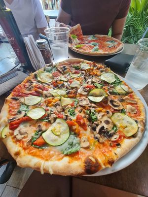 Riccardo pizza with vegan cheese at Mister O1 in Coconut Grove