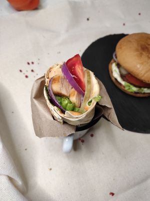 аппетитные роллы с кучей овощичек и сосисонами на гриле от вегетус  at Lya Vegan! - Ля Веган! in Kharkiv