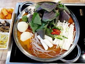 Gamjatang 감자탕 - before cooking at Zero Vegan in Seoul