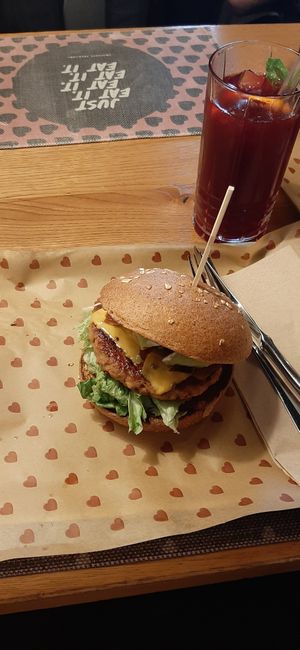 Sweet Home Avocado at Burgerheart in Leipzig