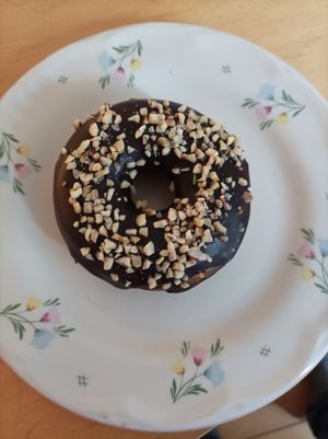 Haselnussdonut at Royal Donuts - Ottensen in Hamburg