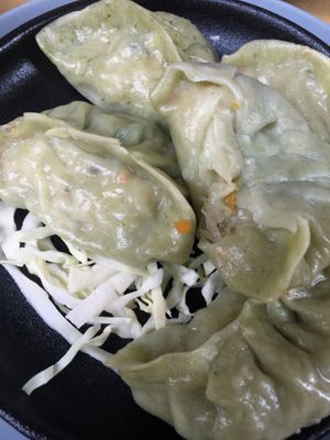 Vegan gyoza at Handa in Padua