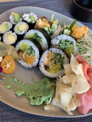 vegan sushi plate at Sushi Ken 49 in Warsaw