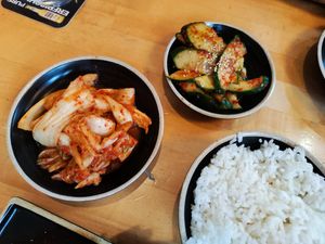 Kim Hi & Oi muchin at Anju in Cologne