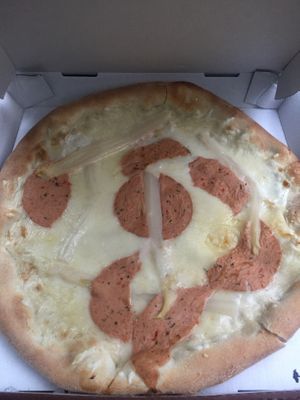 Pizza with vegan cream, v-ham, asparagus  at L'angolino  in Stuttgart