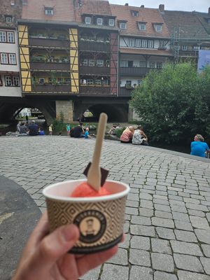tolle Aussicht auf die Krämerbrücke at Goldhelm in Erfurt